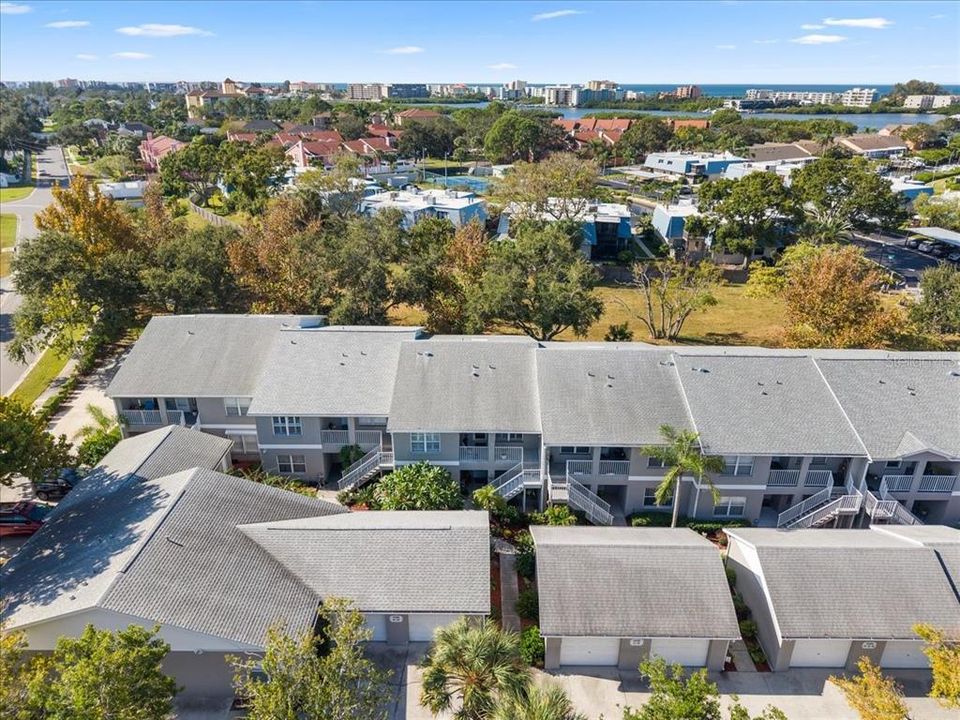 For Sale: $380,000 (2 beds, 2 baths, 1250 Square Feet)