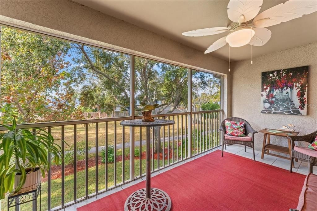 For Sale: $380,000 (2 beds, 2 baths, 1250 Square Feet)