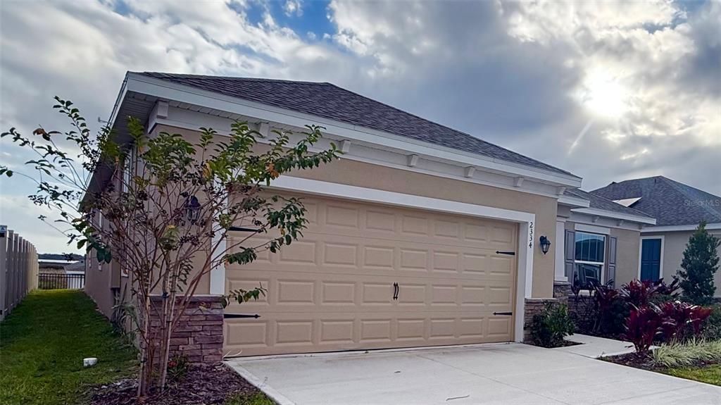 На продажу: $336,990 (3 спален, 2 ванн, 1663 Квадратных фут)