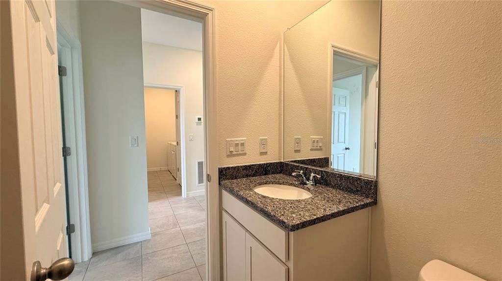 На продажу: $336,990 (3 спален, 2 ванн, 1663 Квадратных фут)