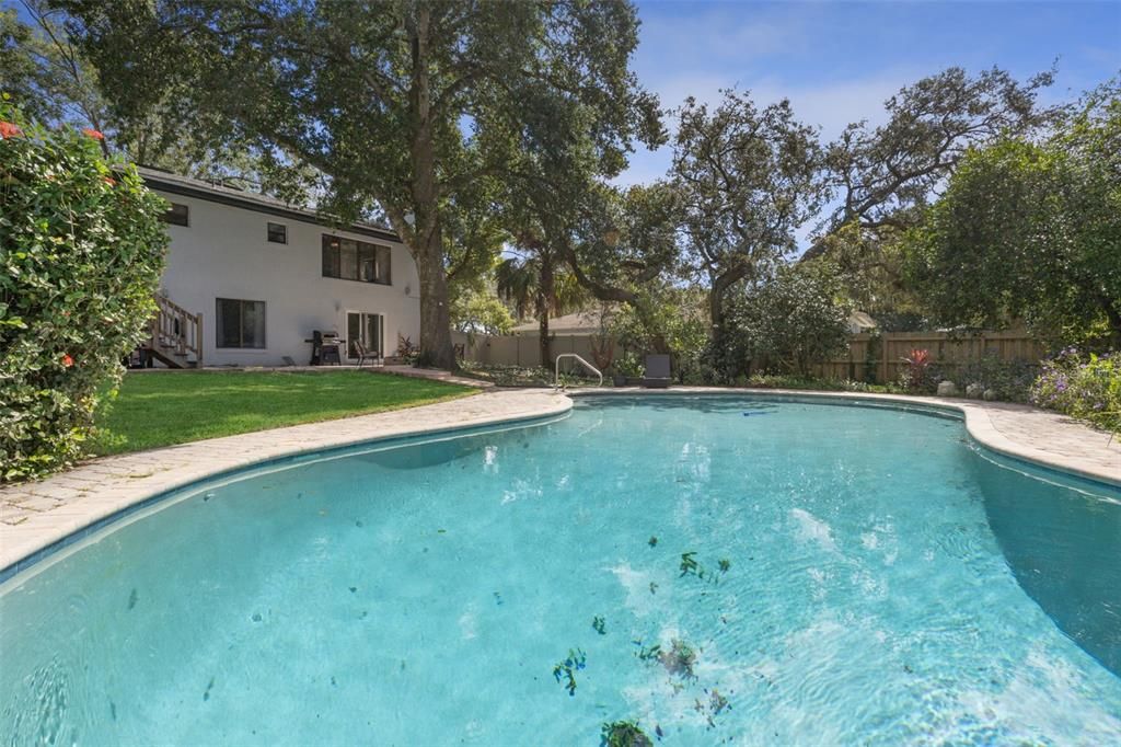 En Venta: $699,999 (5 camas, 3 baños, 2823 Pies cuadrados)