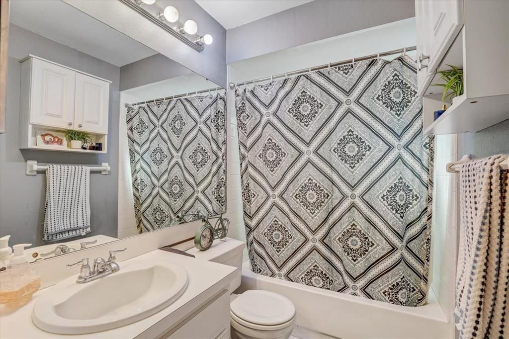 For Sale: $360,000 (3 beds, 2 baths, 1464 Square Feet)