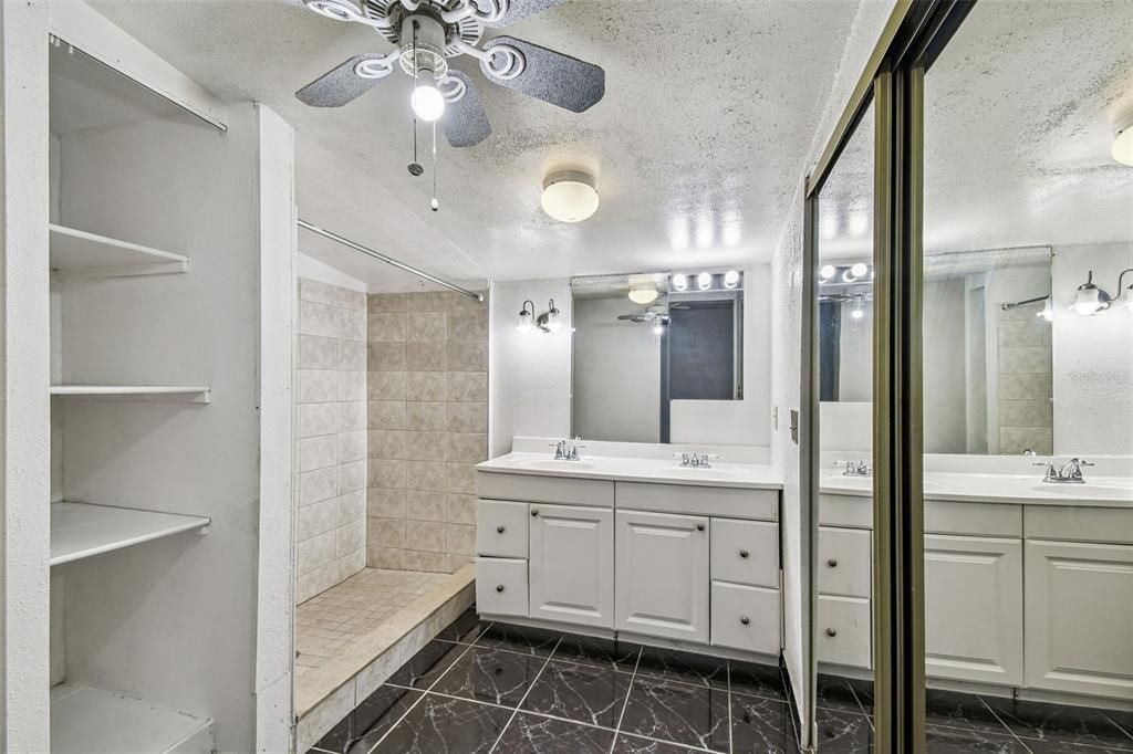 Active With Contract: $399,900 (4 beds, 3 baths, 1711 Square Feet)