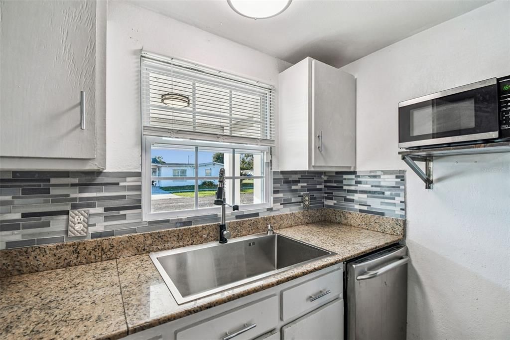 Active With Contract: $399,900 (4 beds, 3 baths, 1711 Square Feet)