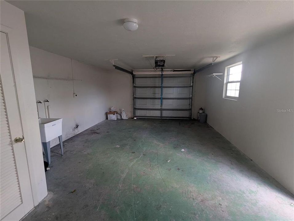 出租: $1,450 (2 贝兹, 1 浴室, 948 平方英尺)