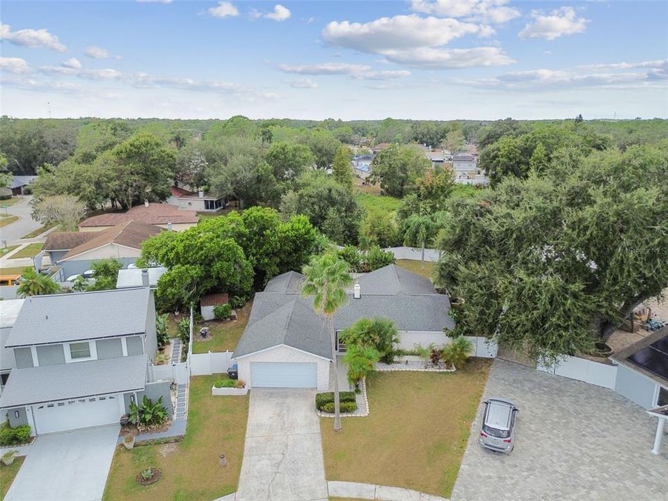 Activo con contrato: $575,000 (4 camas, 2 baños, 1953 Pies cuadrados)