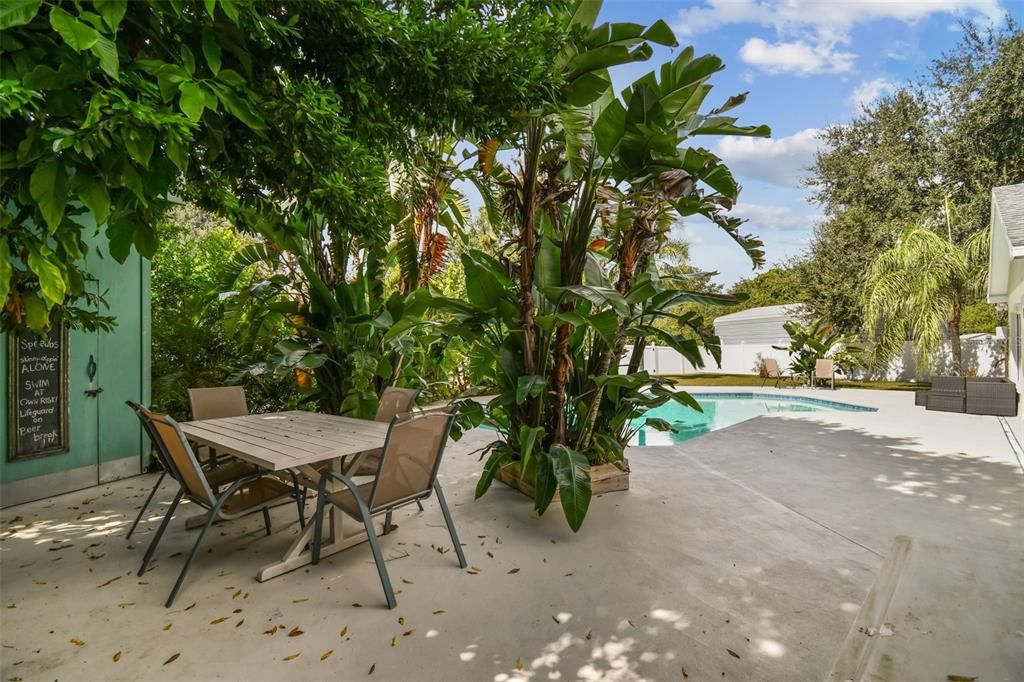 Activo con contrato: $575,000 (4 camas, 2 baños, 1953 Pies cuadrados)