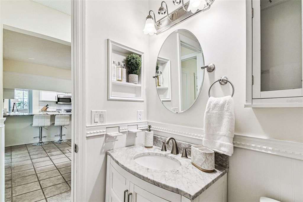 Activo con contrato: $575,000 (4 camas, 2 baños, 1953 Pies cuadrados)