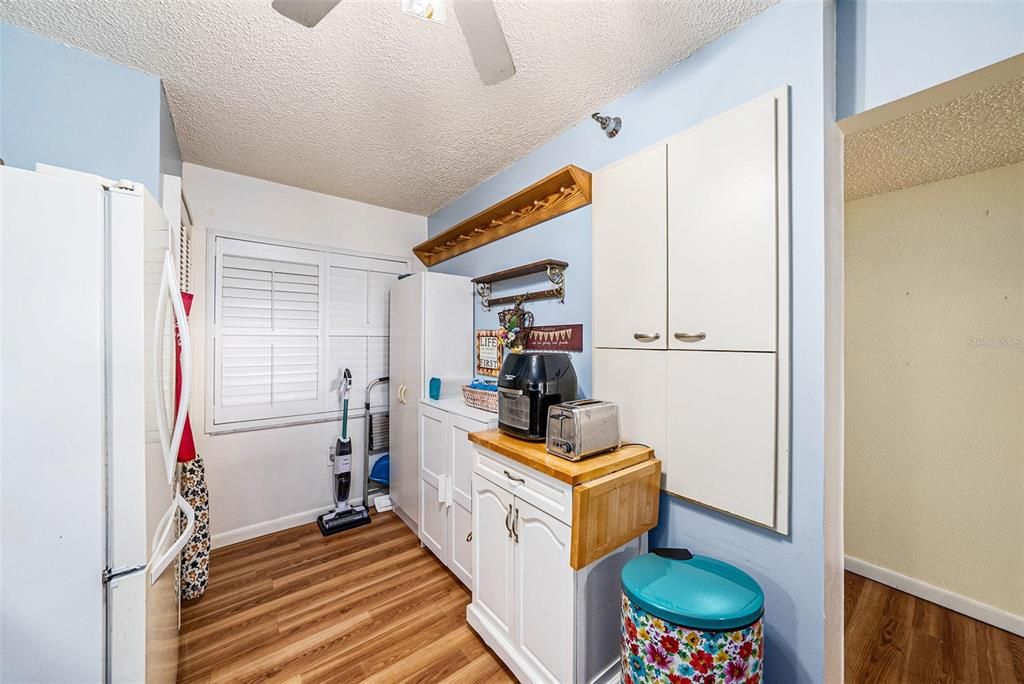 Activo con contrato: $450,000 (2 camas, 2 baños, 1085 Pies cuadrados)