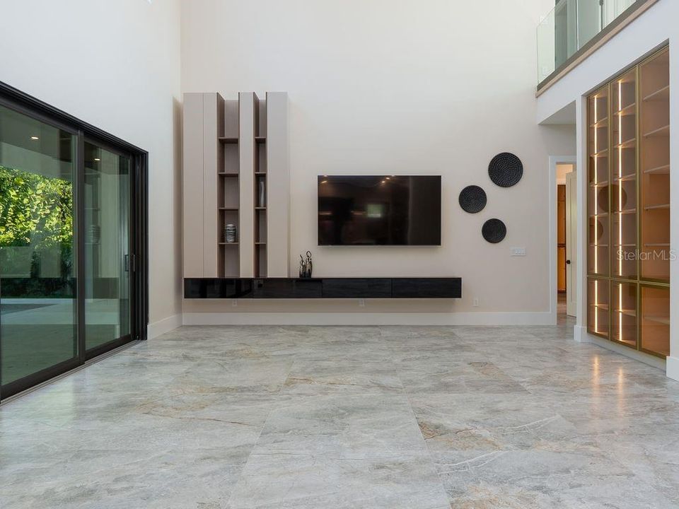 На продажу: $2,850,000 (4 спален, 4 ванн, 3954 Квадратных фут)