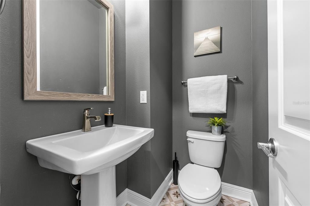 待售: $774,900 (3 贝兹, 3 浴室, 1977 平方英尺)