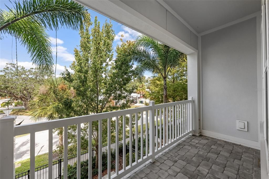 待售: $774,900 (3 贝兹, 3 浴室, 1977 平方英尺)