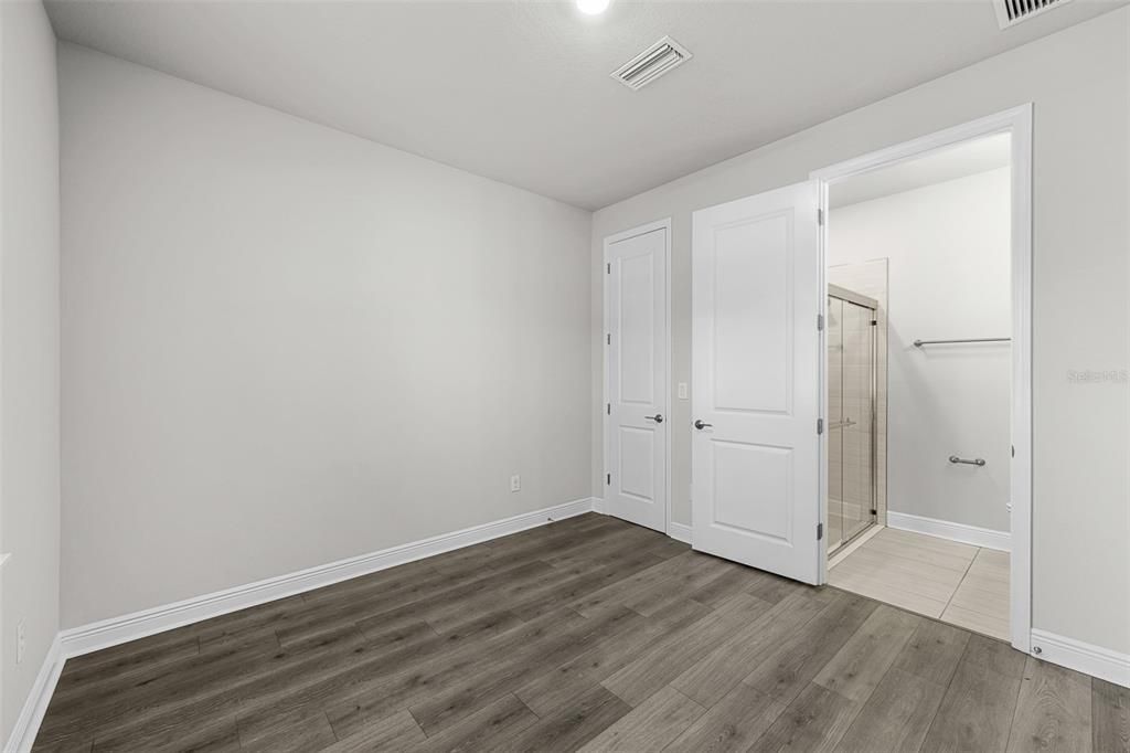 待售: $774,900 (3 贝兹, 3 浴室, 1977 平方英尺)