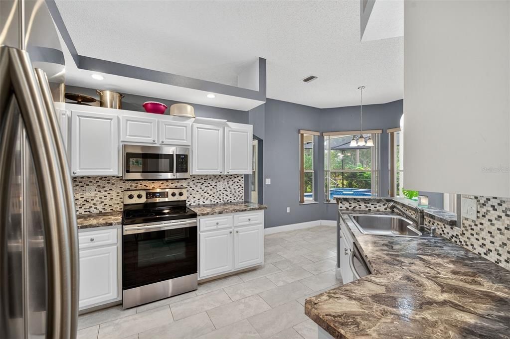 En Venta: $480,000 (3 camas, 2 baños, 1920 Pies cuadrados)