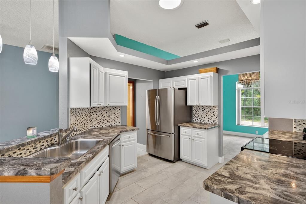 En Venta: $480,000 (3 camas, 2 baños, 1920 Pies cuadrados)