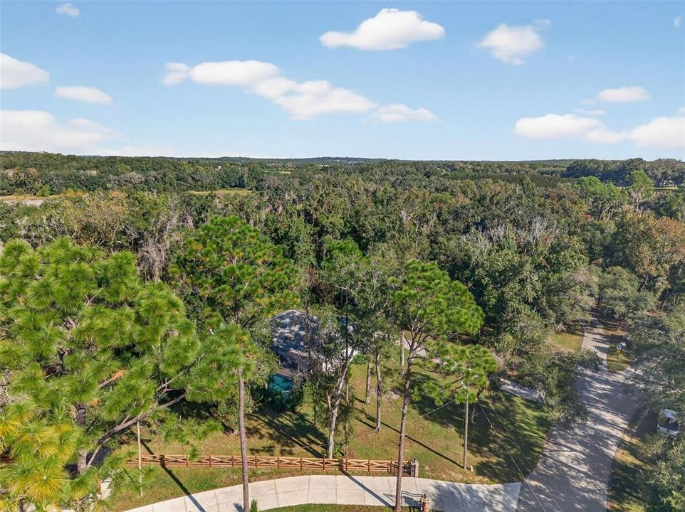 En Venta: $480,000 (3 camas, 2 baños, 1920 Pies cuadrados)