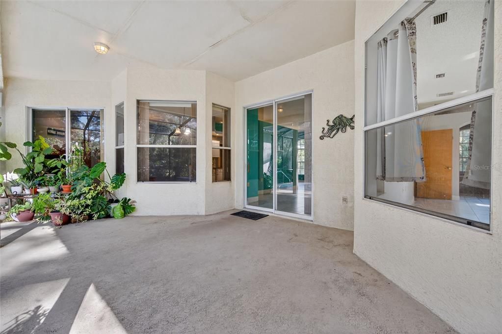 En Venta: $480,000 (3 camas, 2 baños, 1920 Pies cuadrados)