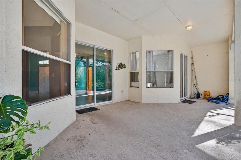 En Venta: $480,000 (3 camas, 2 baños, 1920 Pies cuadrados)