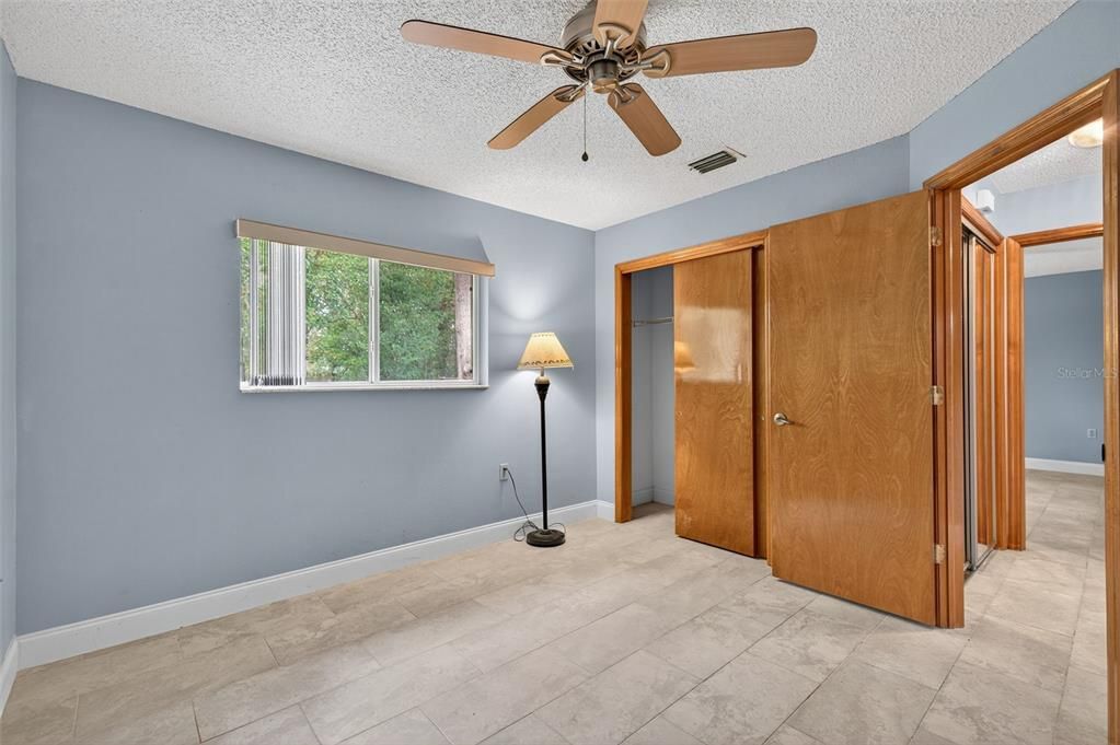 En Venta: $480,000 (3 camas, 2 baños, 1920 Pies cuadrados)