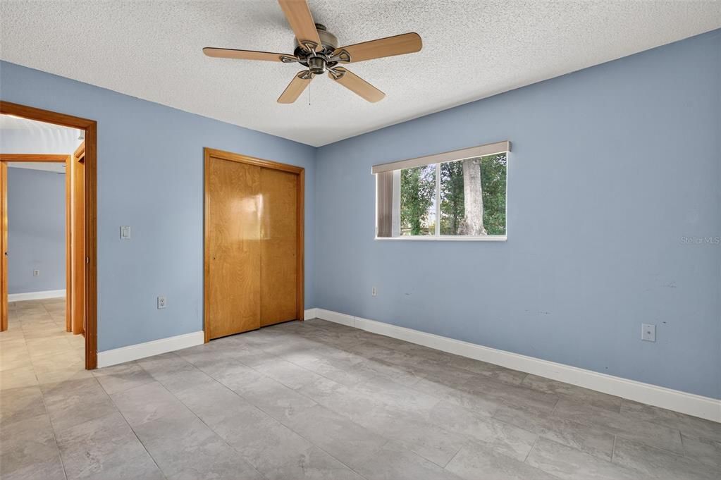 En Venta: $480,000 (3 camas, 2 baños, 1920 Pies cuadrados)