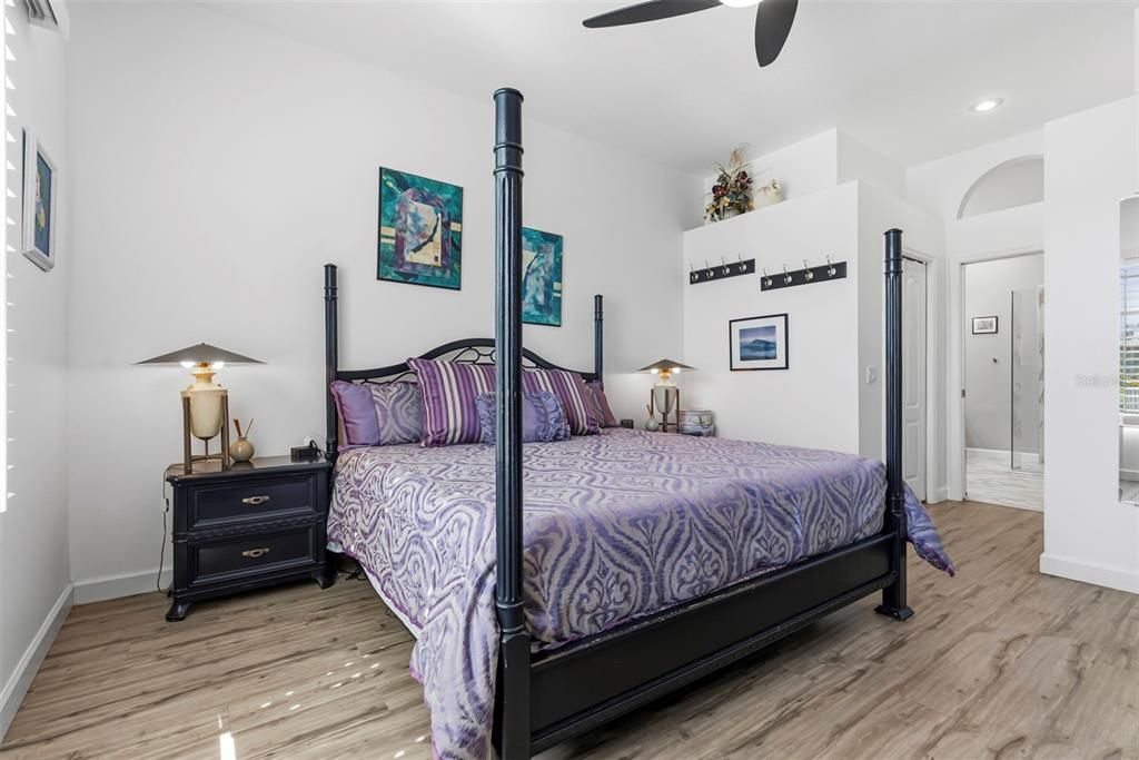 Active With Contract: $660,000 (2 beds, 2 baths, 2223 Square Feet)