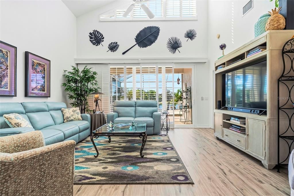 Active With Contract: $660,000 (2 beds, 2 baths, 2223 Square Feet)