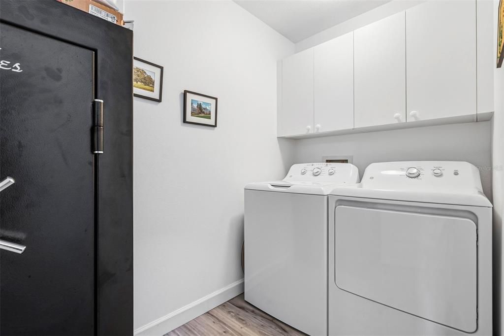 Active With Contract: $660,000 (2 beds, 2 baths, 2223 Square Feet)