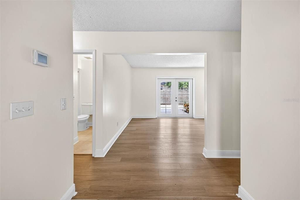 На продажу: $439,000 (3 спален, 2 ванн, 1684 Квадратных фут)