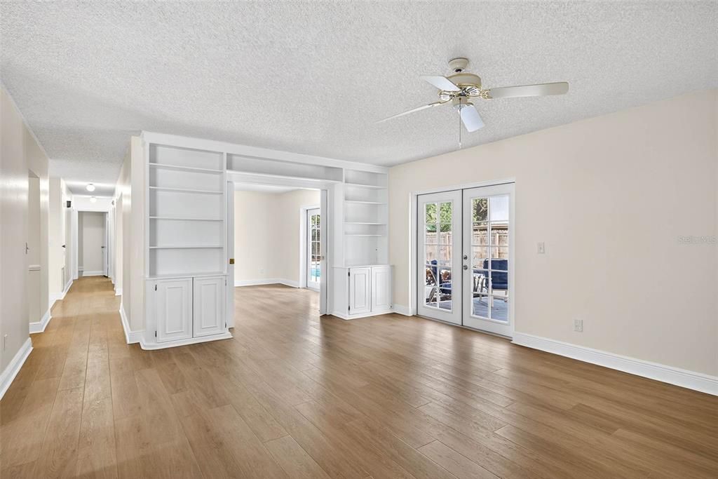 На продажу: $439,000 (3 спален, 2 ванн, 1684 Квадратных фут)