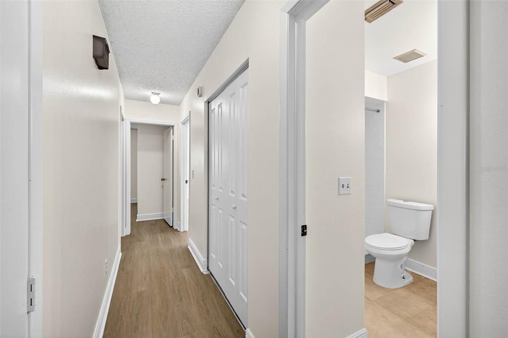 На продажу: $439,000 (3 спален, 2 ванн, 1684 Квадратных фут)