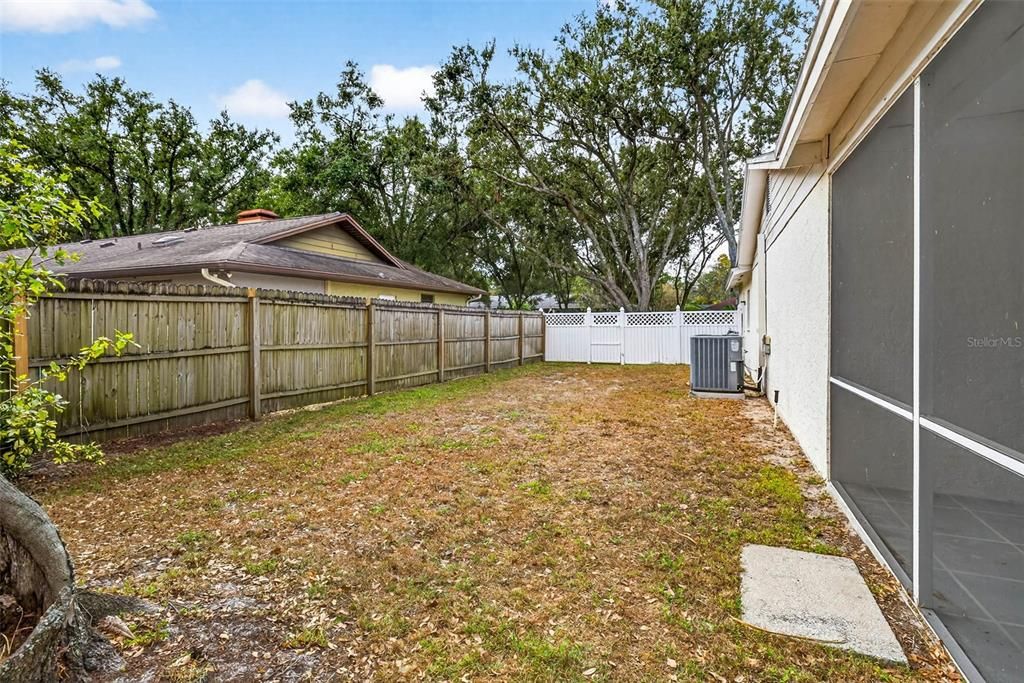 На продажу: $439,000 (3 спален, 2 ванн, 1684 Квадратных фут)