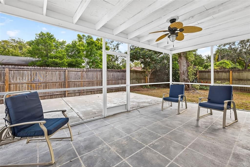 На продажу: $439,000 (3 спален, 2 ванн, 1684 Квадратных фут)