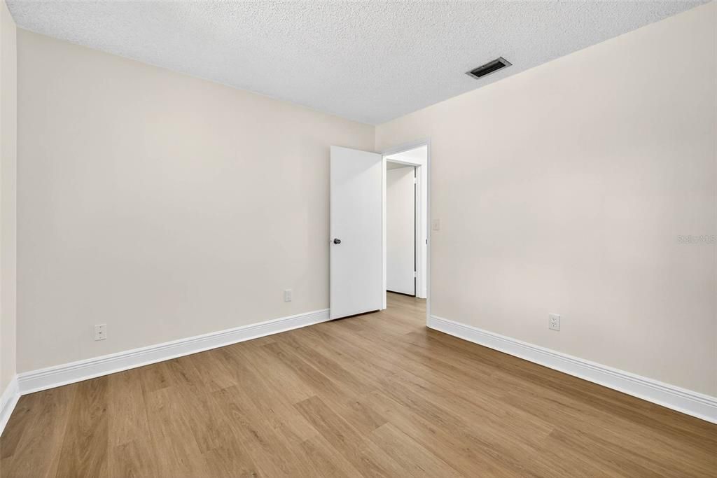 На продажу: $439,000 (3 спален, 2 ванн, 1684 Квадратных фут)