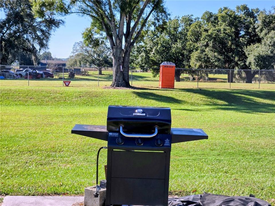 For Sale: $145,000 (2 beds, 1 baths, 1280 Square Feet)