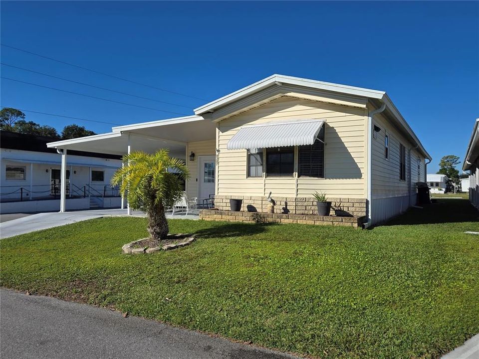 For Sale: $145,000 (2 beds, 1 baths, 1280 Square Feet)