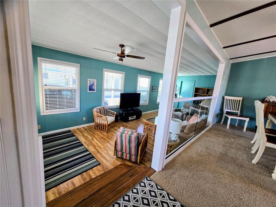 For Sale: $145,000 (2 beds, 1 baths, 1280 Square Feet)