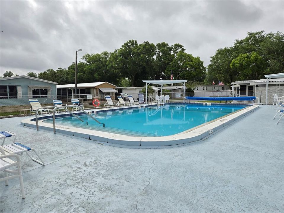 For Sale: $145,000 (2 beds, 1 baths, 1280 Square Feet)