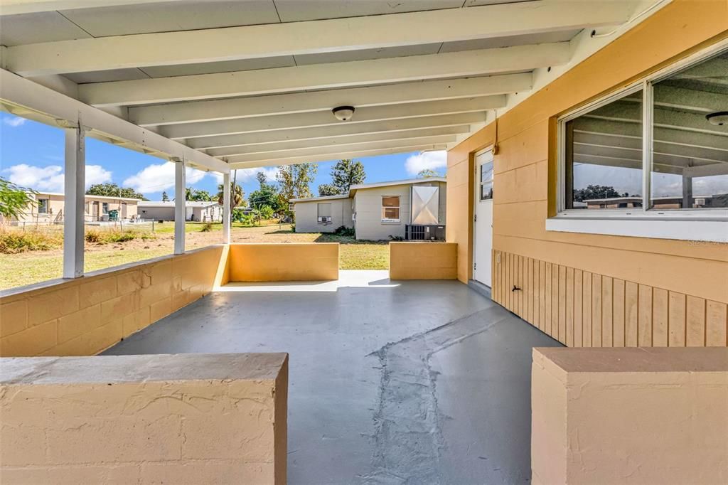 Active With Contract: $149,900 (3 beds, 1 baths, 1135 Square Feet)