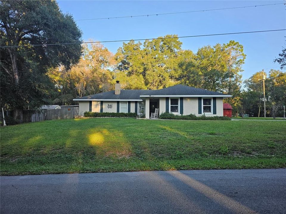 На продажу: $299,999 (3 спален, 2 ванн, 1594 Квадратных фут)