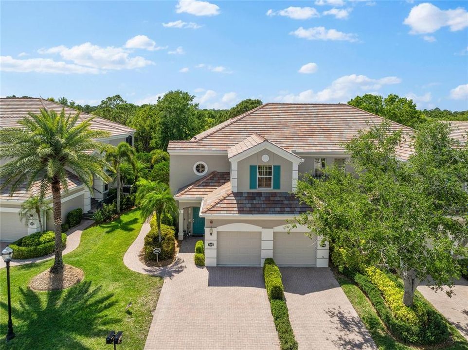 For Sale: $479,900 (3 beds, 2 baths, 1969 Square Feet)