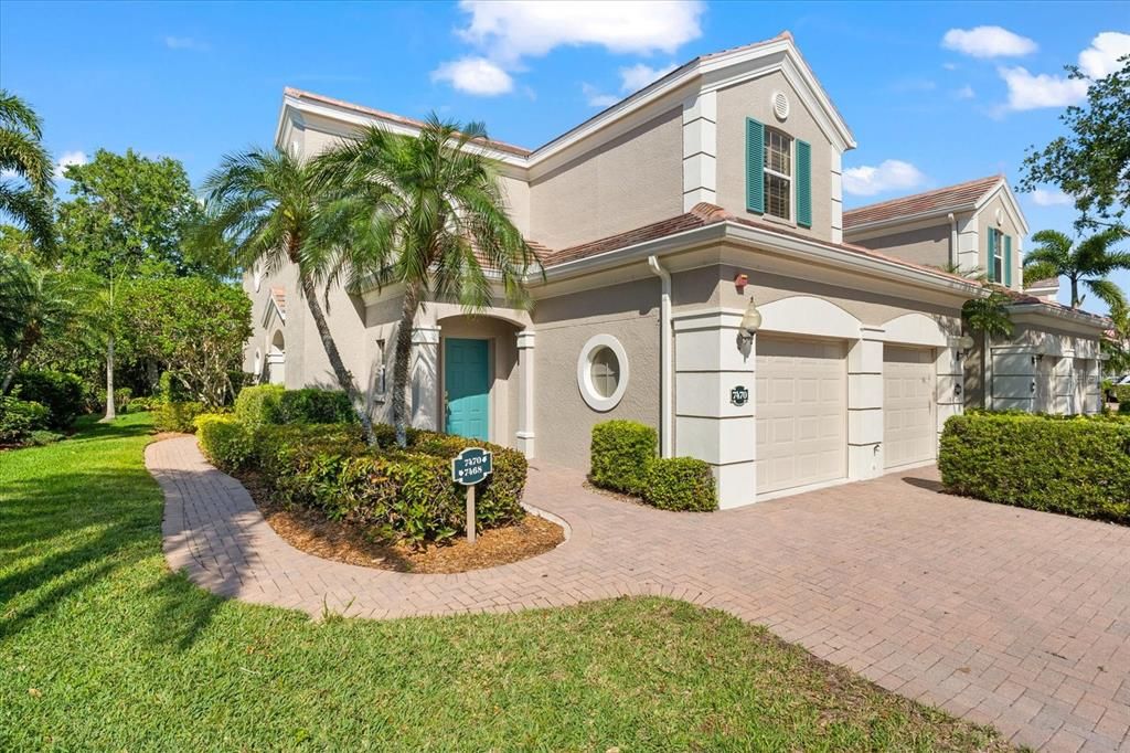 For Sale: $479,900 (3 beds, 2 baths, 1969 Square Feet)