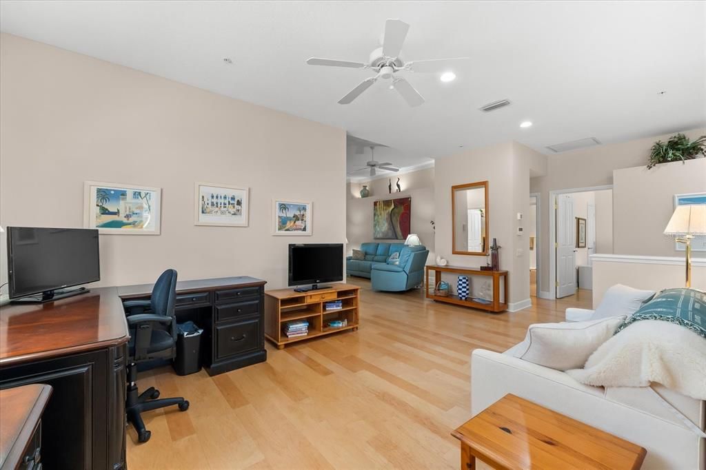 For Sale: $479,900 (3 beds, 2 baths, 1969 Square Feet)