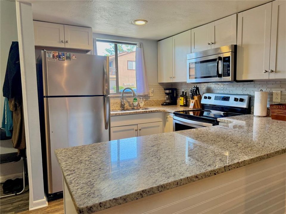 На продажу: $194,500 (1 спален, 1 ванн, 945 Квадратных фут)