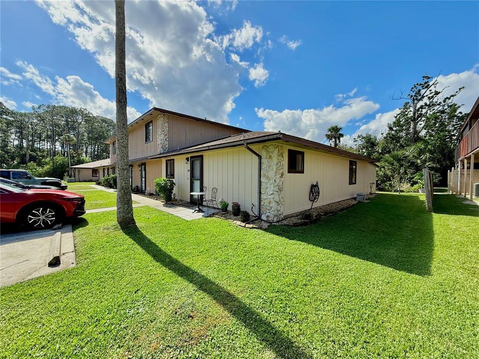 На продажу: $194,500 (1 спален, 1 ванн, 945 Квадратных фут)