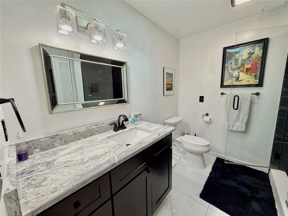 На продажу: $194,500 (1 спален, 1 ванн, 945 Квадратных фут)