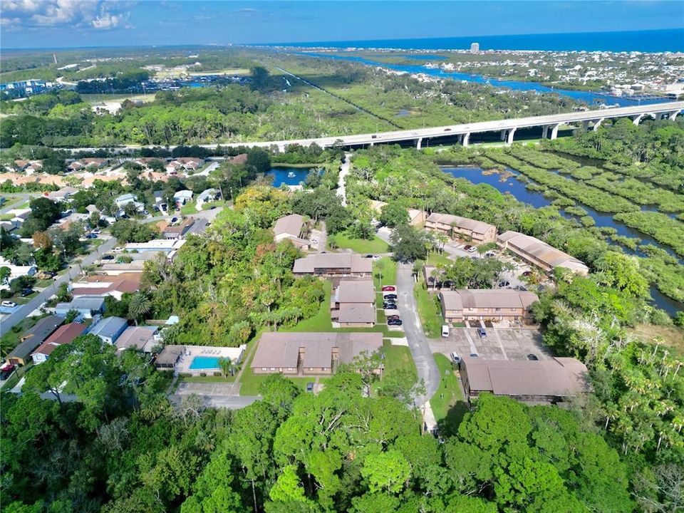 На продажу: $194,500 (1 спален, 1 ванн, 945 Квадратных фут)