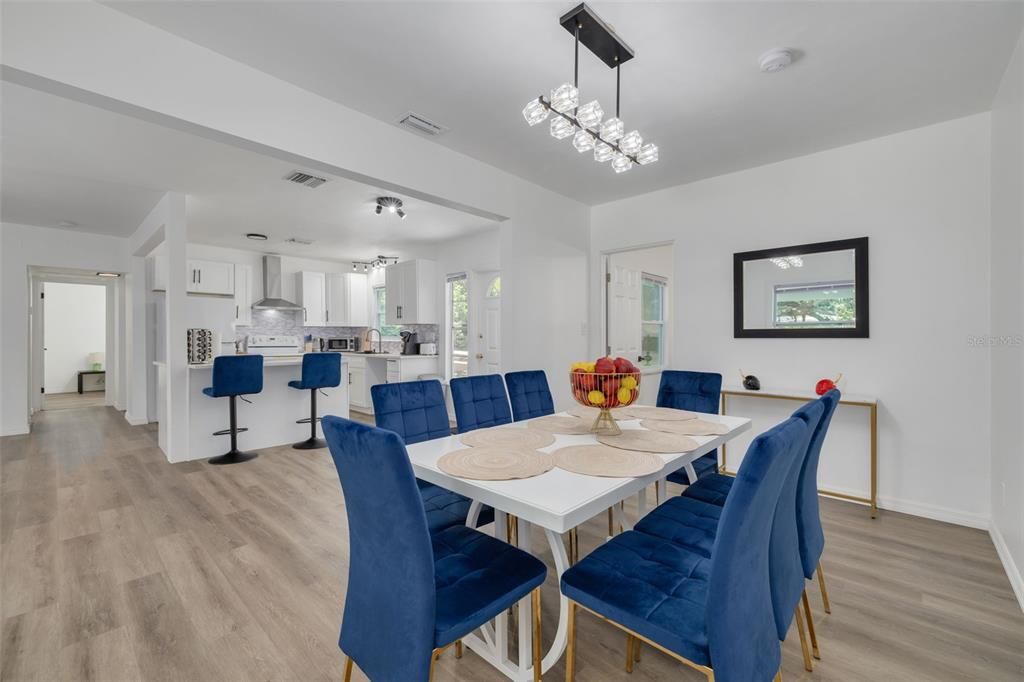 En Renta: $2,500 (3 camas, 2 baños, 1265 Pies cuadrados)