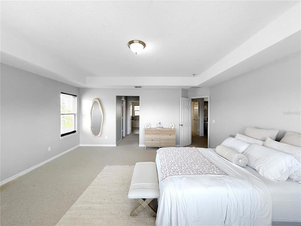 For Rent: $3,450 (5 beds, 3 baths, 3497 Square Feet)