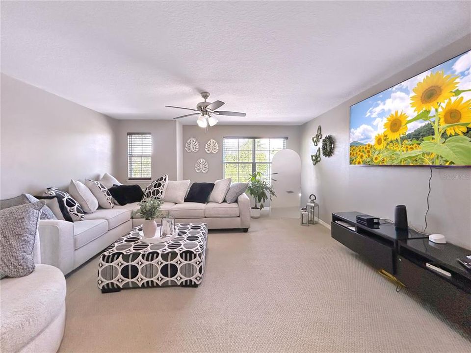 For Rent: $3,450 (5 beds, 3 baths, 3497 Square Feet)