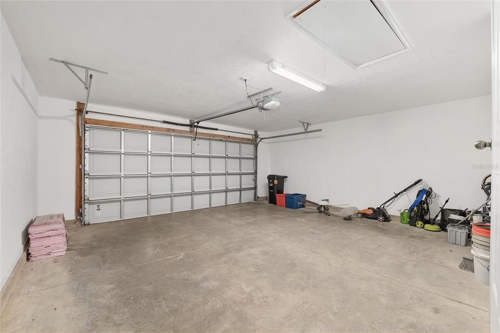 На продажу: $440,000 (4 спален, 2 ванн, 2246 Квадратных фут)